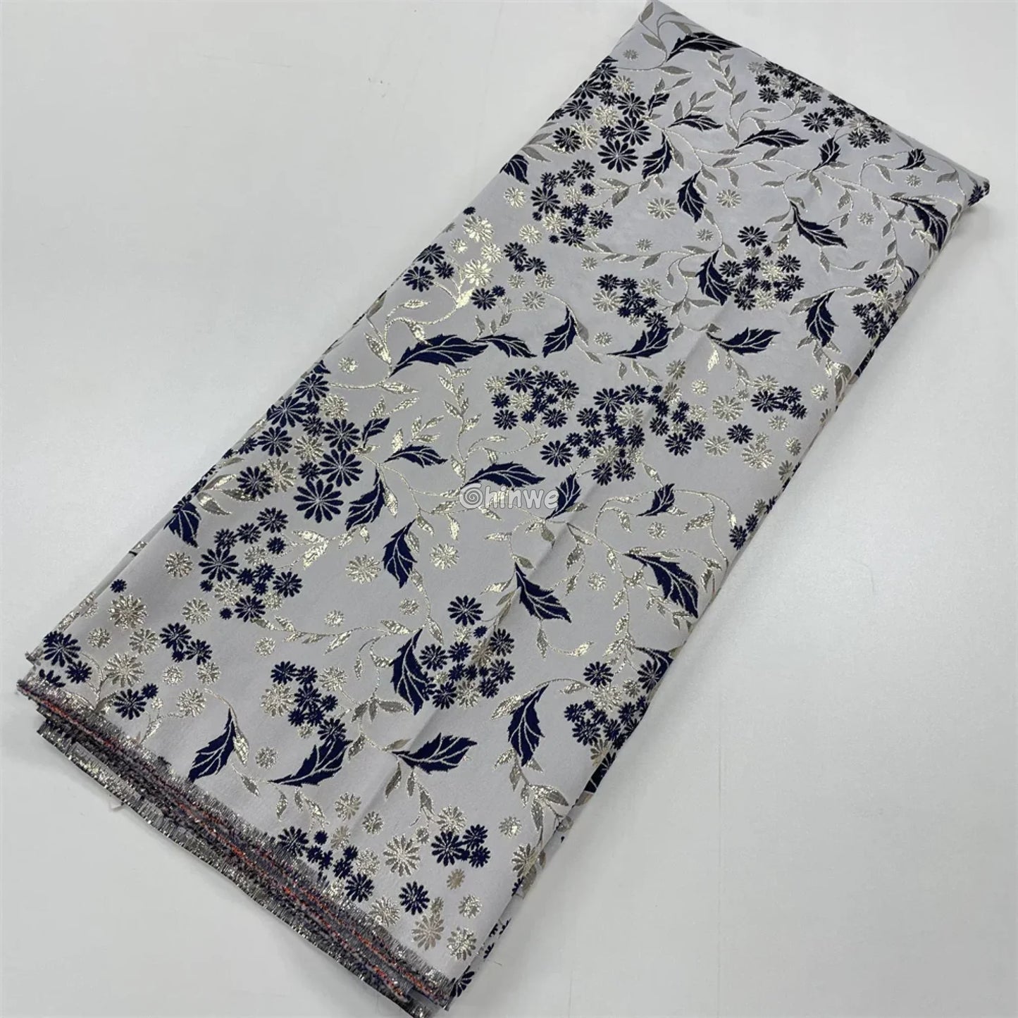 Jacquard Brocade Floral Vine & Daisy Cluster Pattern with Metallic Sheen Ivory White & Navy Brocade / 5 yards / 120cm