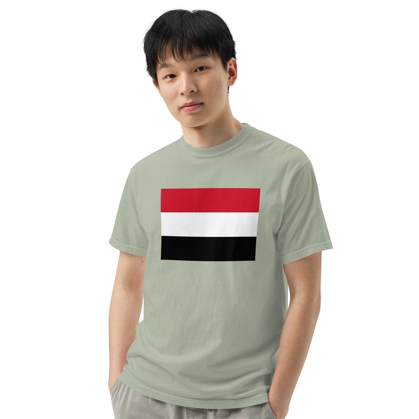 Stylish Yemen flag t-shirt laid flat, medium, black