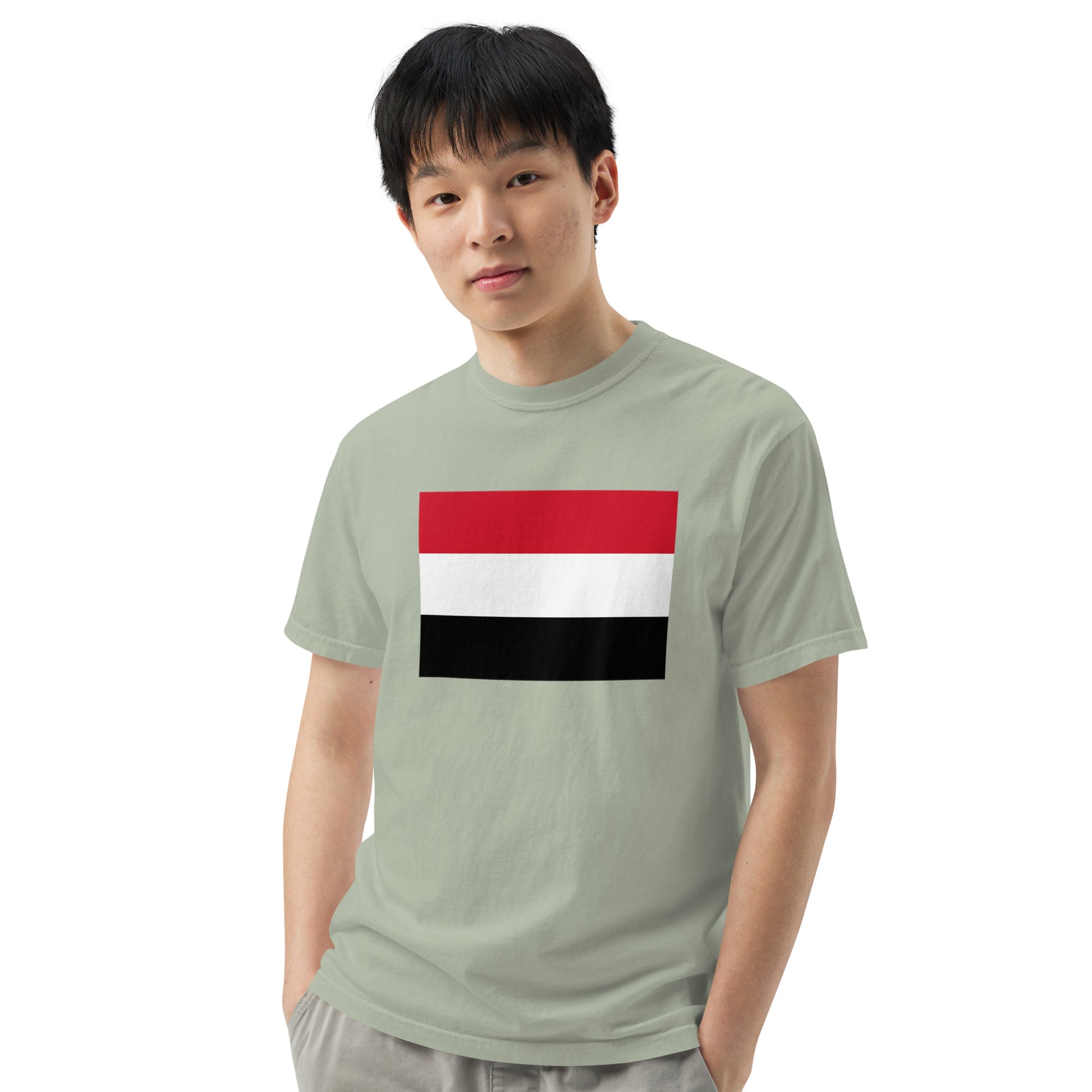 Stylish Yemen flag t-shirt laid flat, medium, black