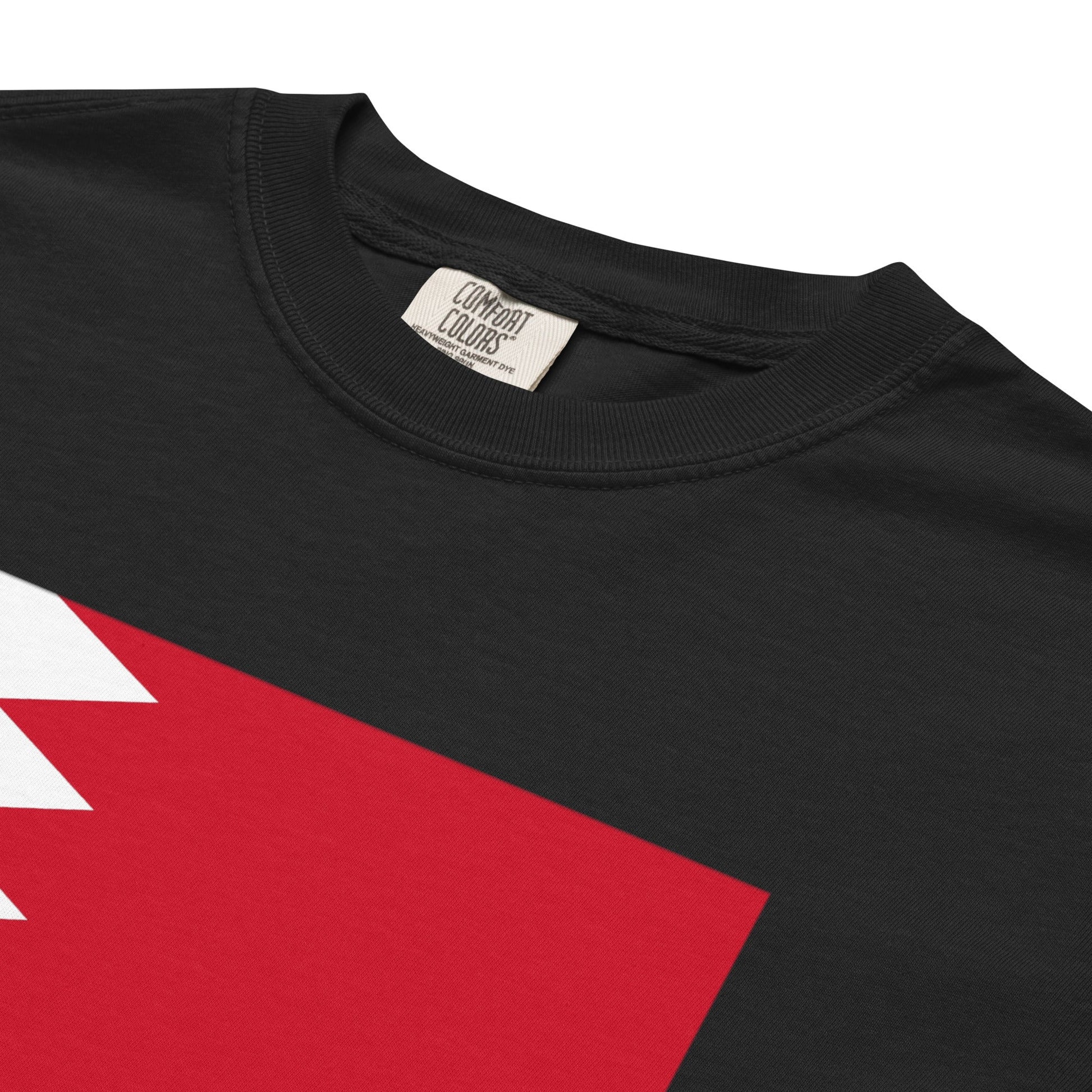 Flag tee representing Bahrain in true navy, medium