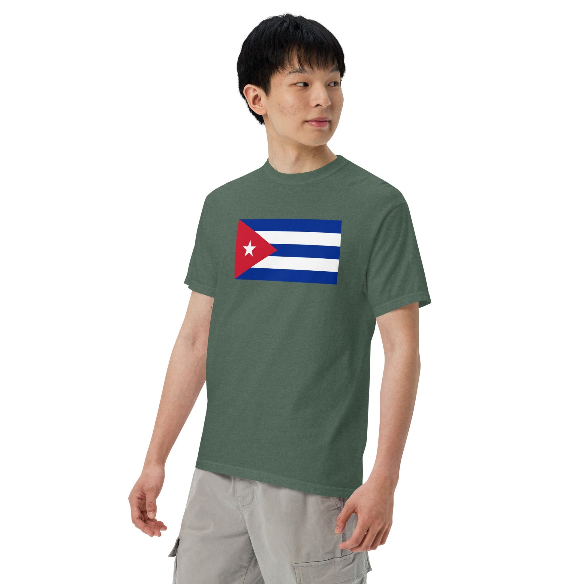 Cuba pride shirt in red – unisex, medium