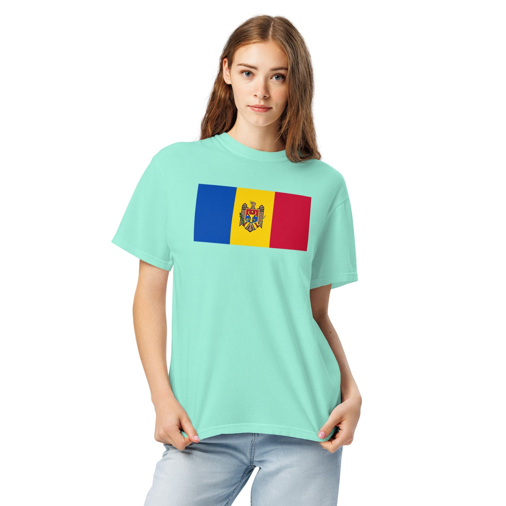 Flag tee representing Moldova in true navy, small