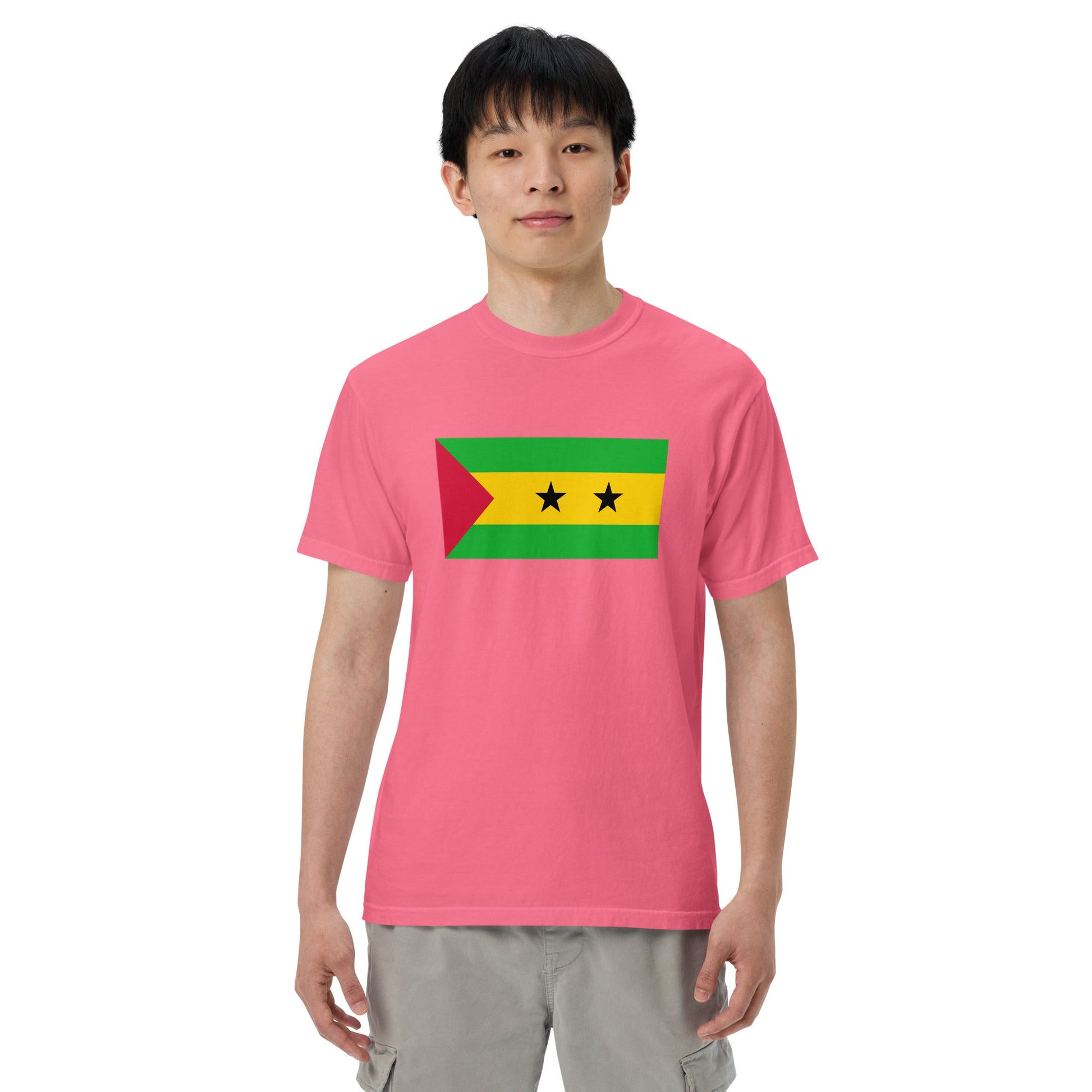 Flat lay of black Senegal 1 flag tee, medium size