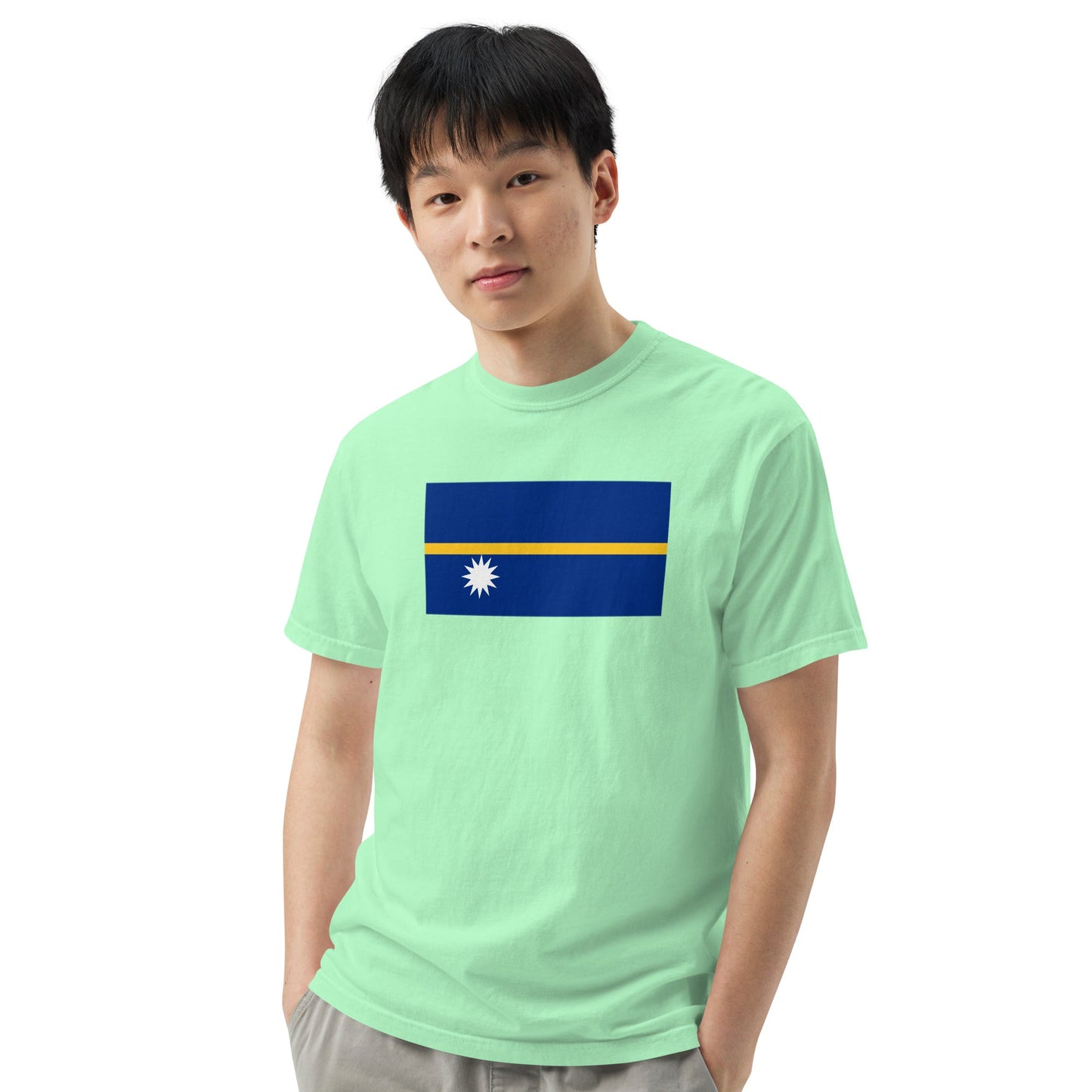 Bold Nauru flag design tee in red, extra large