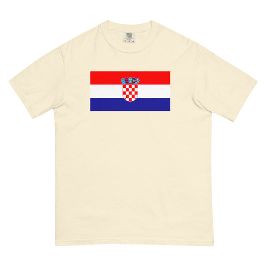 Bold Croatia flag design tee in black, small