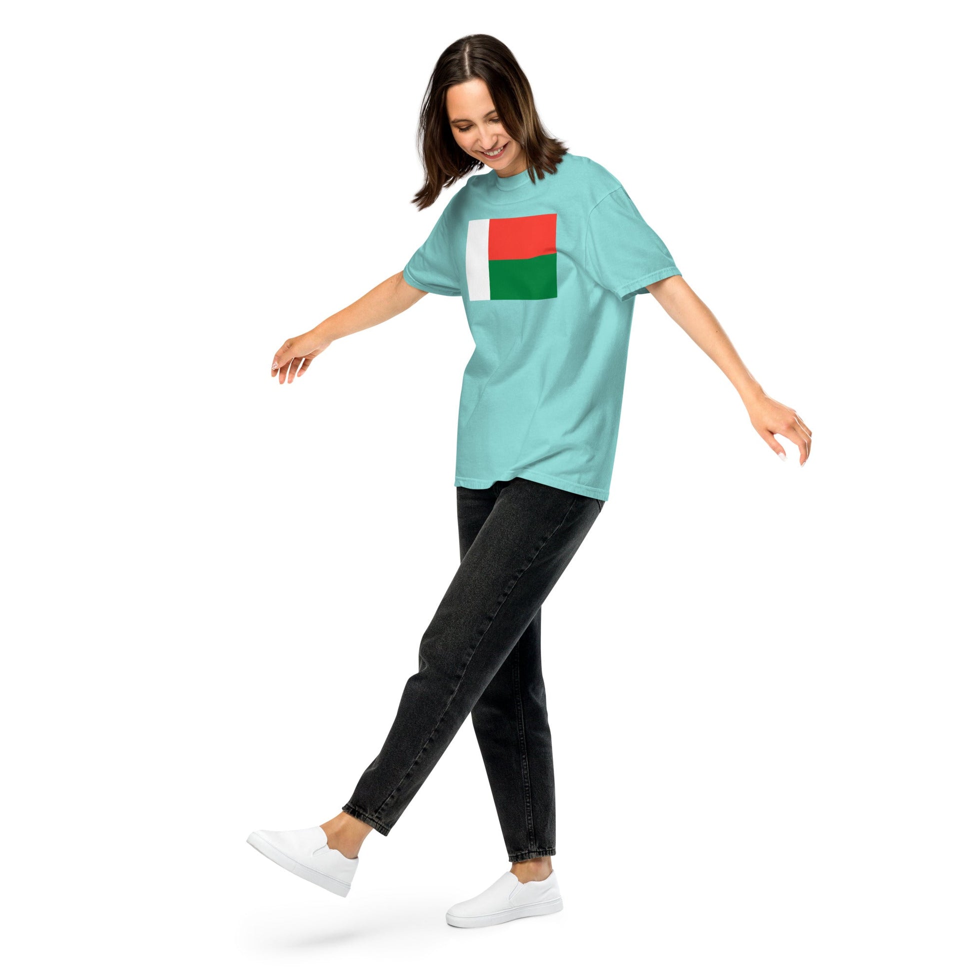Madagascar national shirt, large, in red