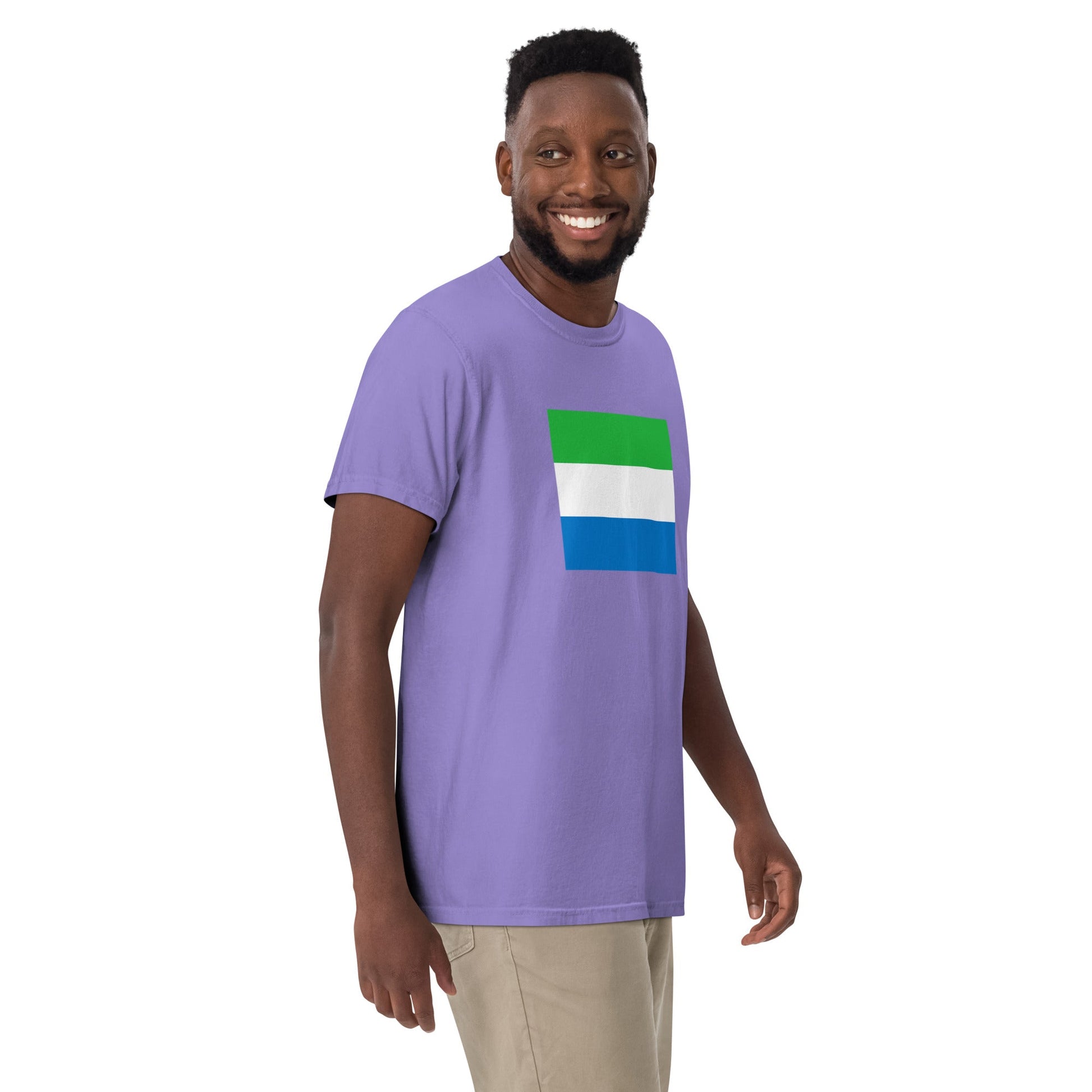 Sierra Leone pride shirt in black – unisex, medium