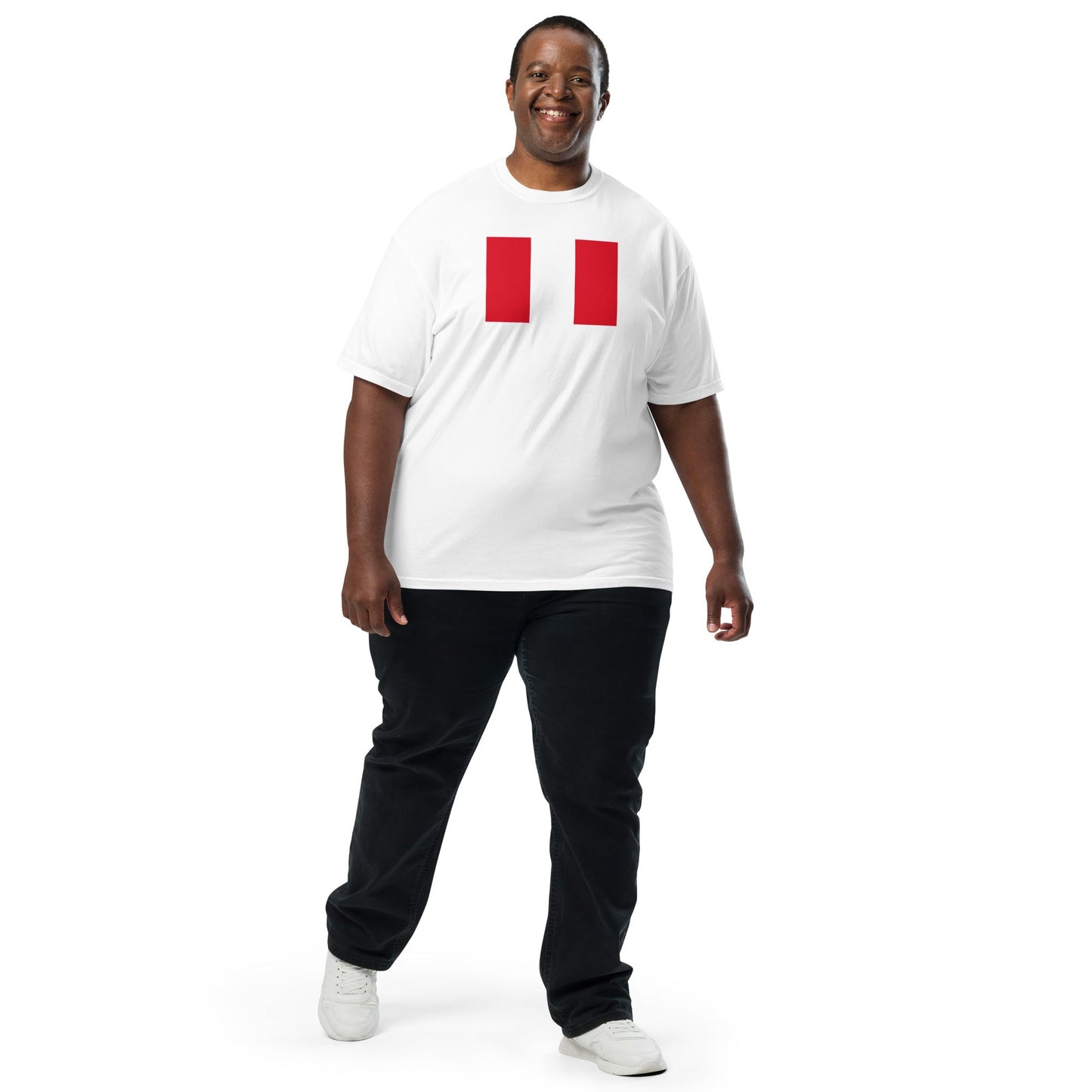 Bold Peru flag design tee in black, 4X large