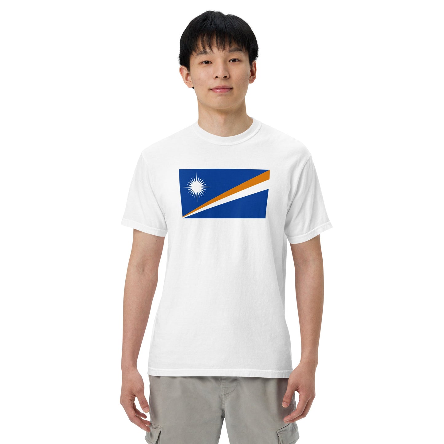 Bold Marshall Islands flag design tee in red, extra large