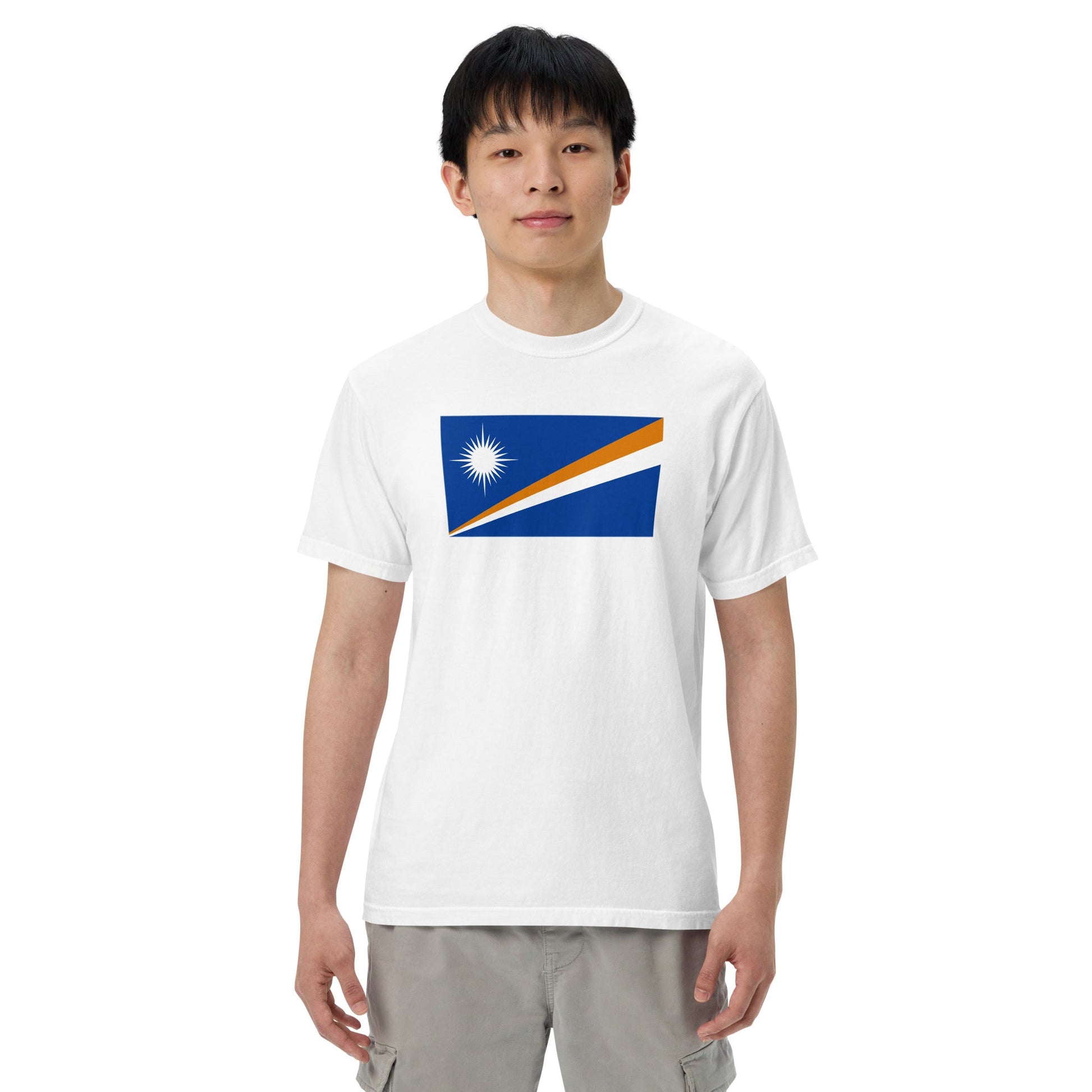 Bold Marshall Islands flag design tee in red, extra large