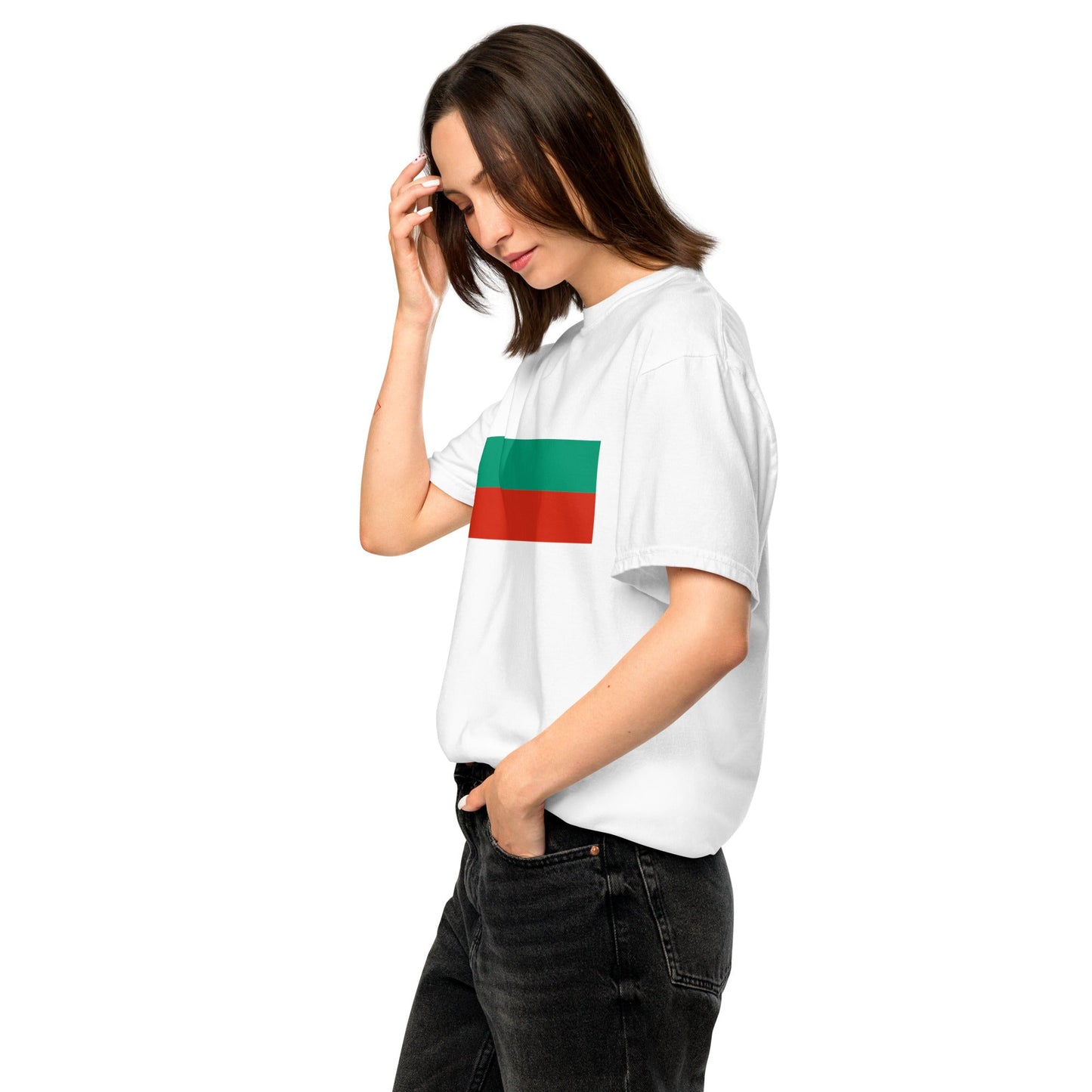 Flat lay of grape Bulgaria flag tee, extra large size